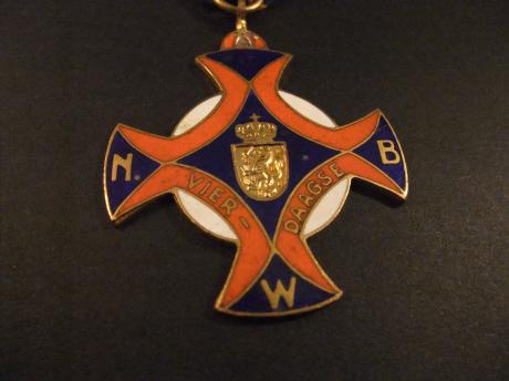 Vierdaagse uitgelopen voor de 6e X